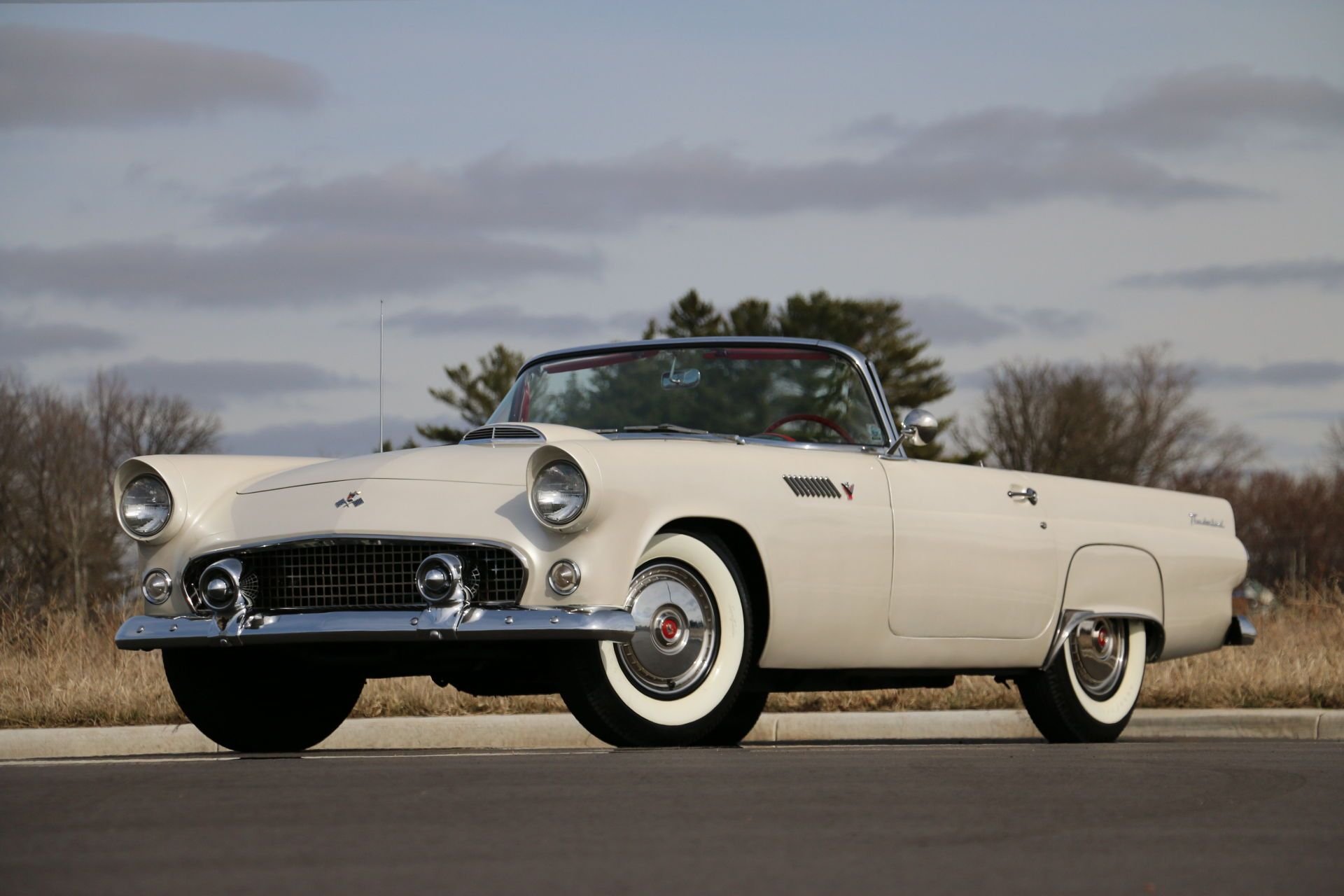 1955 Ford Thunderbird